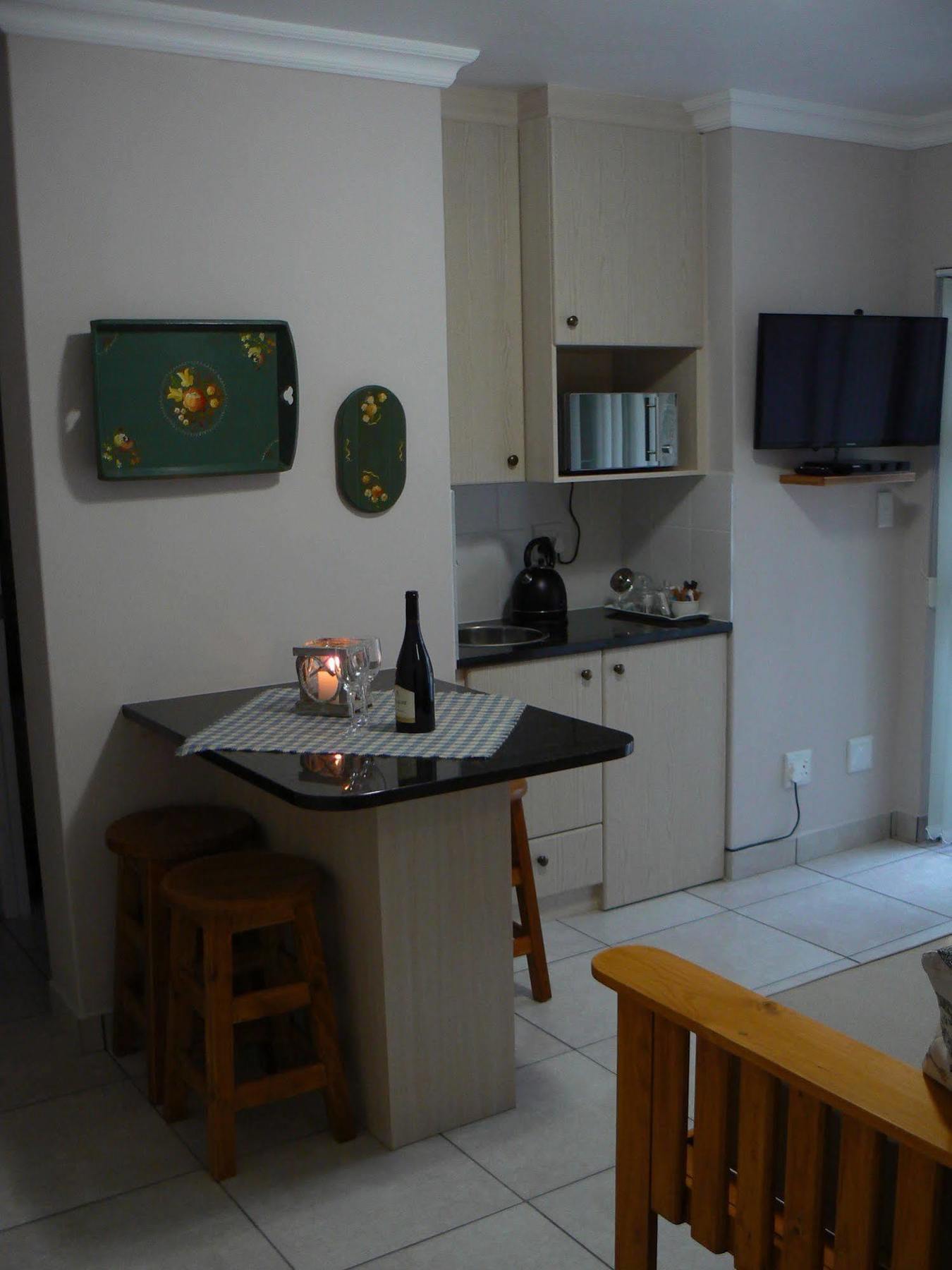 Van Den Berg's Guesthouse&B&B Bettyʼs Bay Exterior foto